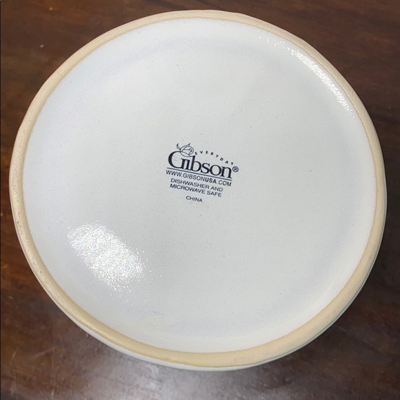 Gibson white Pitcher - Picture 6 of 9